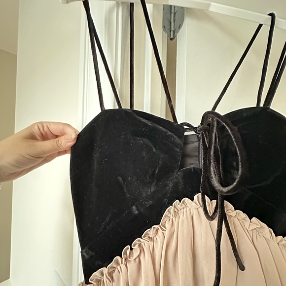 Spaghetti Strap Two Tone Cutout Maxi A-Line dress - Picture 8 of 10